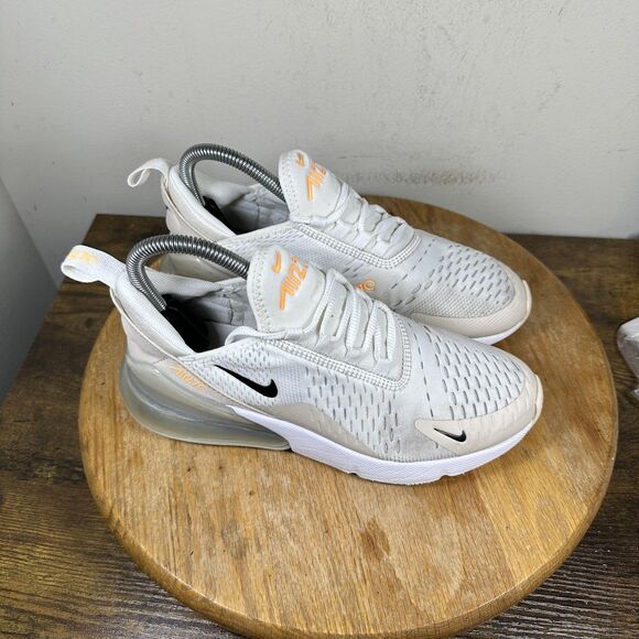 Nike Air Max 270 Shoes Womens Size 7 White Orange DH3050-100 Lightweight Running - Picture 1 of 8